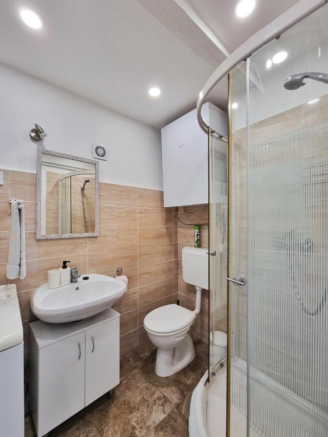 Gyongy Apartmanhazak Lägenhet Gyöngyös Exteriör bild
