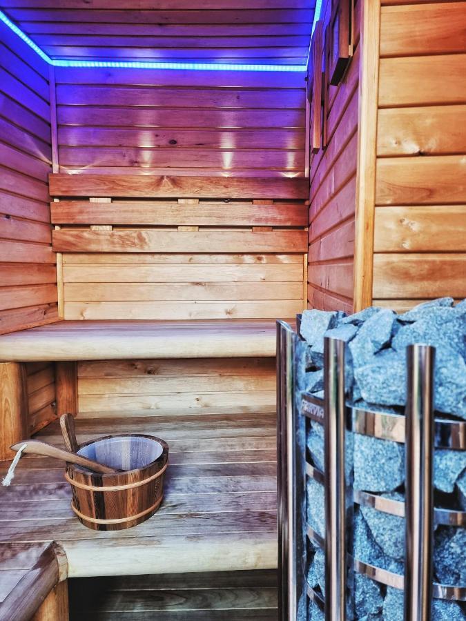 Gyongy Apartmanhazak Lägenhet Gyöngyös Exteriör bild