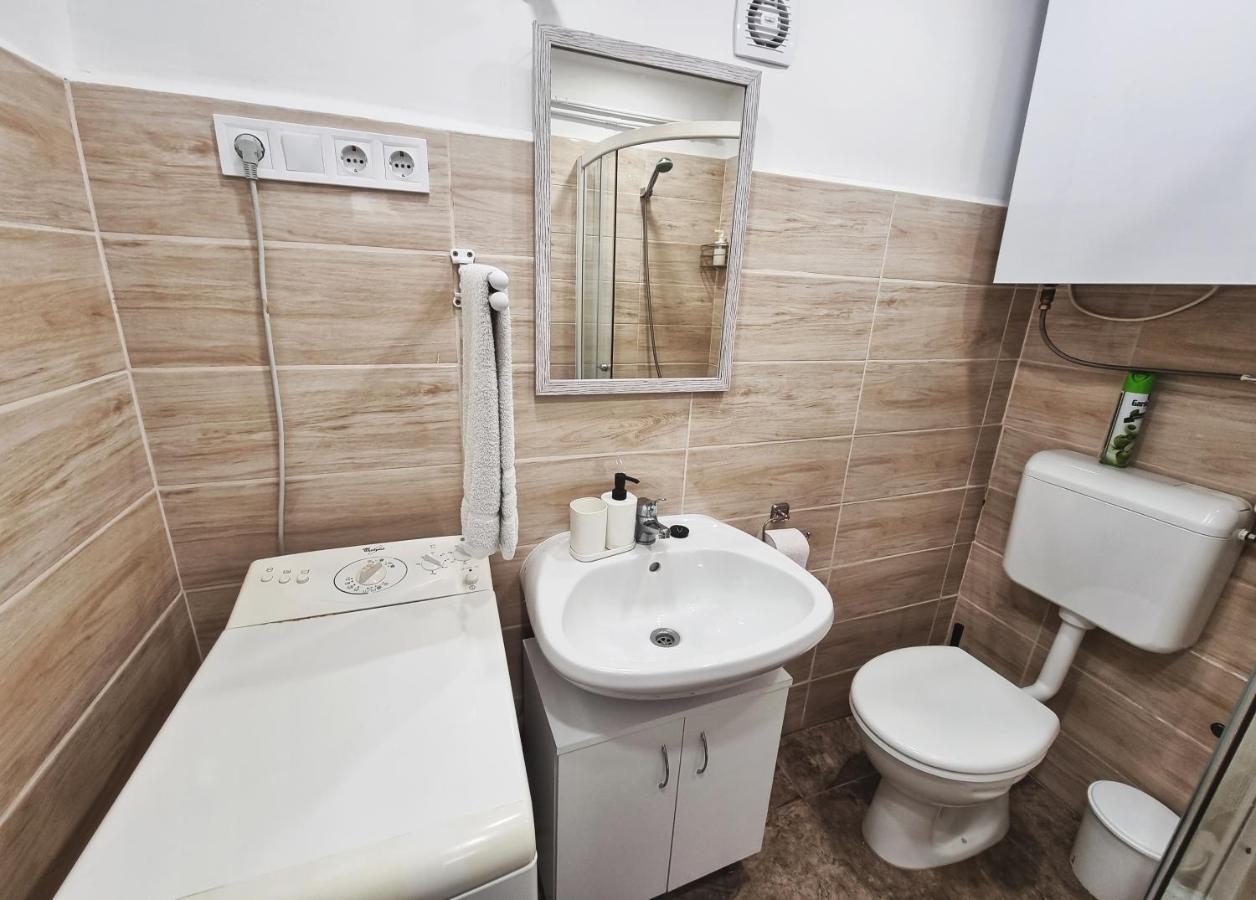 Gyongy Apartmanhazak Lägenhet Gyöngyös Exteriör bild