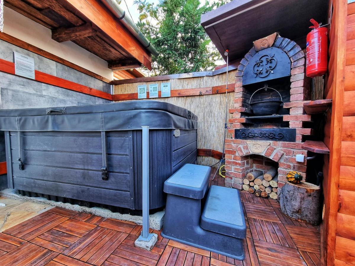 Gyongy Apartmanhazak Lägenhet Gyöngyös Exteriör bild