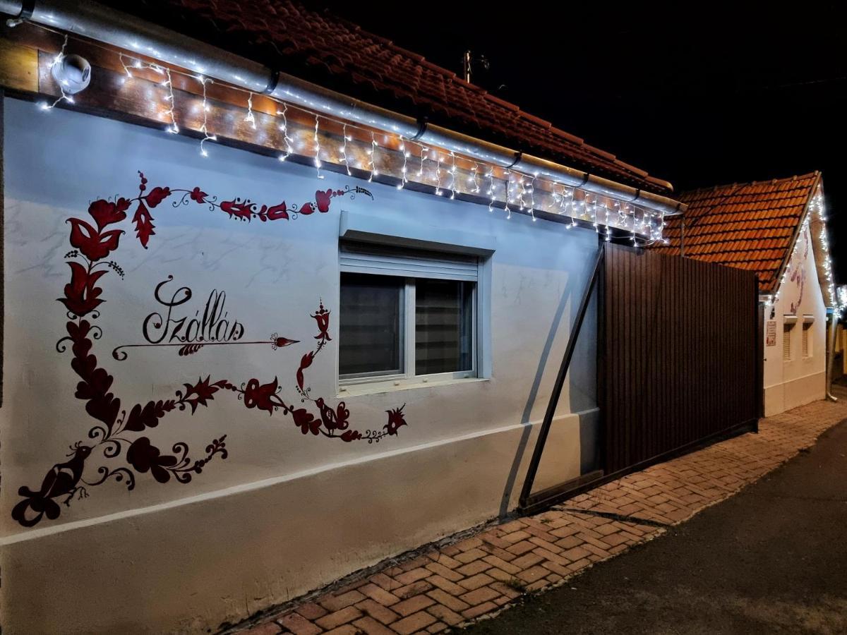Gyongy Apartmanhazak Lägenhet Gyöngyös Exteriör bild